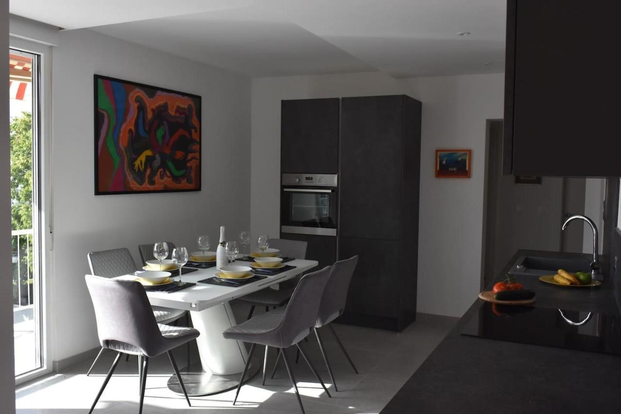 Apartment With Heated Pool, Villa Regina Pula Exterior photo